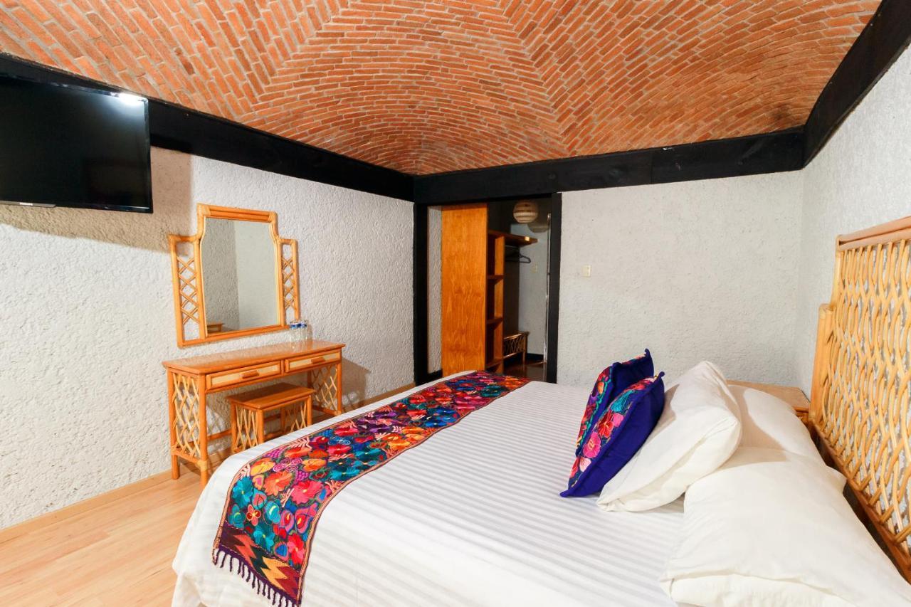 מורליה Hotel Hacienda Montesinos מראה חיצוני תמונה